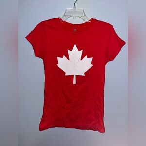 Canada 🍁 Tee
